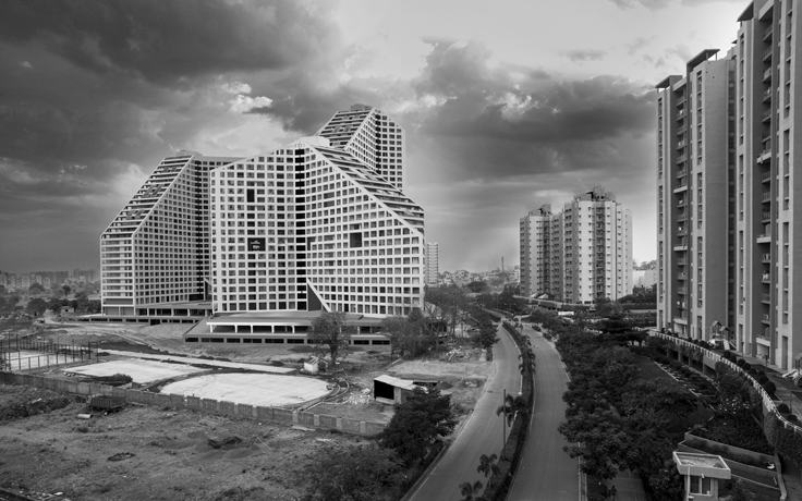 AMANORA_FUTURE_TOWERS___IT_S_THE_ONLY_ONE_IN_THE_WORLD