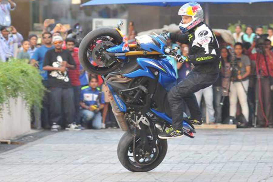 Rubber Scorching Aras Gibieza steals the show